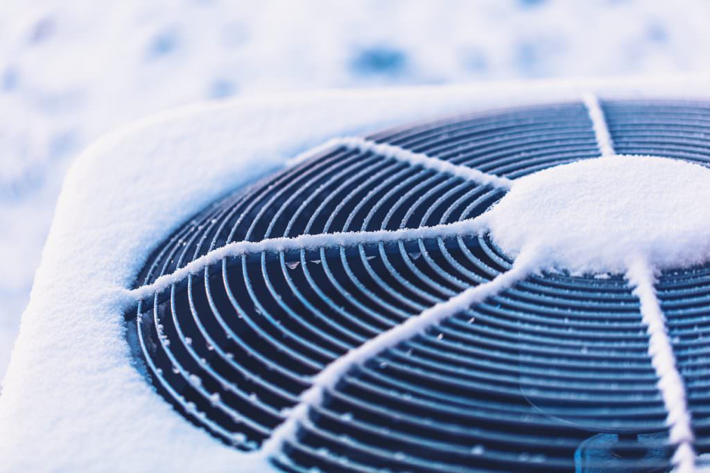 Maintenance of ventilation and air conditioning systems in the winter